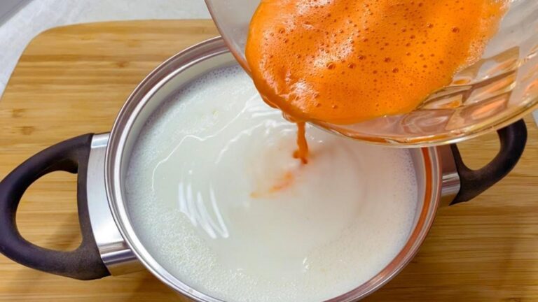 Eine ganz einfache Idee für cremigen Käse aus Karotten und Milch… so lecker und überraschend!