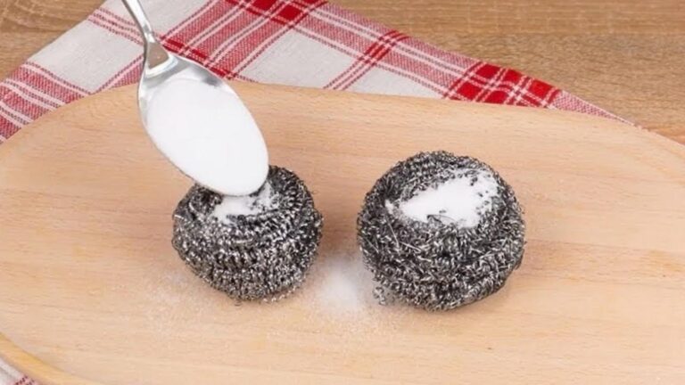 Dieser einfache Trick mit einer Metallschwamm verändert alles in deiner Küche…