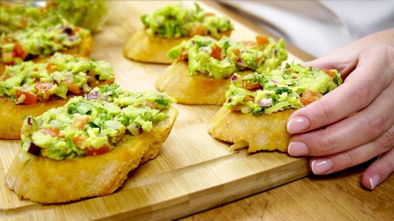 Dieser einfache Trick verwandelt Avocado in unwiderstehliche Sandwiches, die schnell verschwinden…