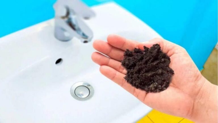 Kaffeemehl im Waschbecken: Warum es viele nutzen!
